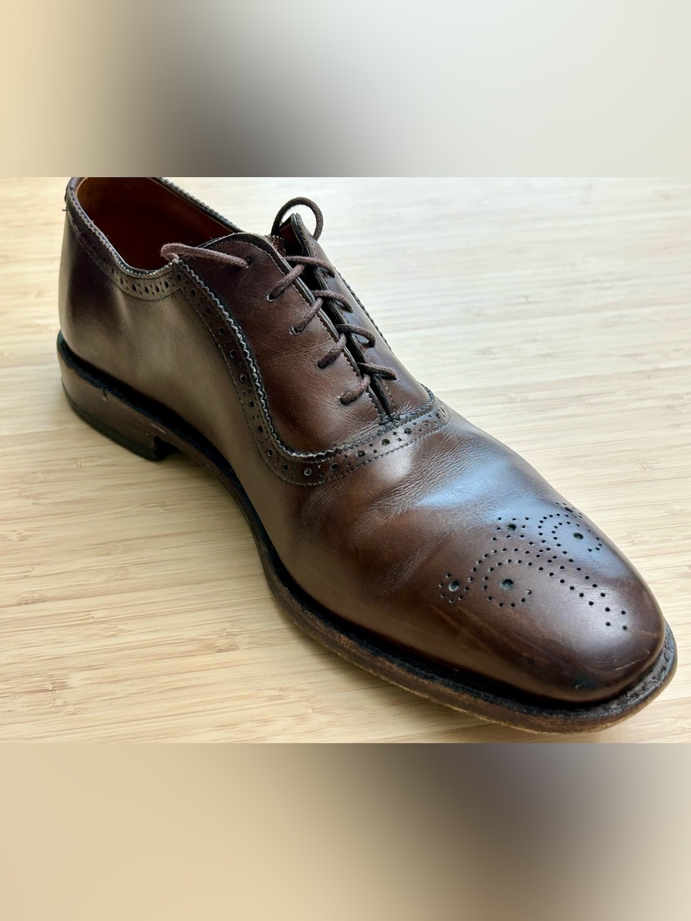 Allen Edmonds Cornwallis Brown Leather Oxford in Size 11.5 D